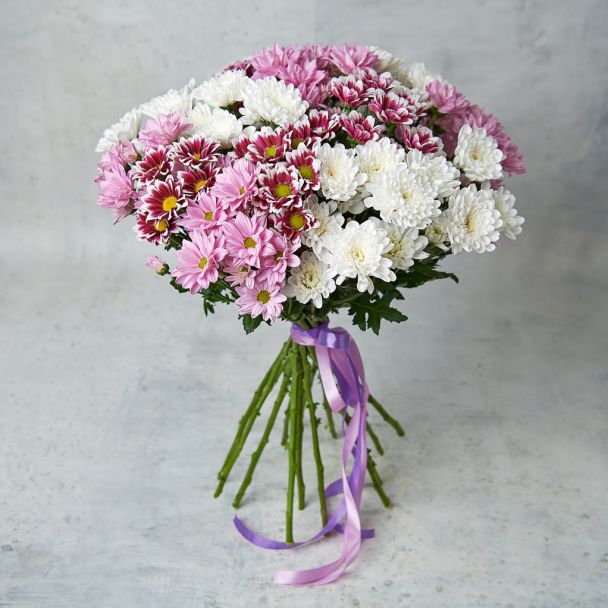 Букет из 15 кустовых хризантем